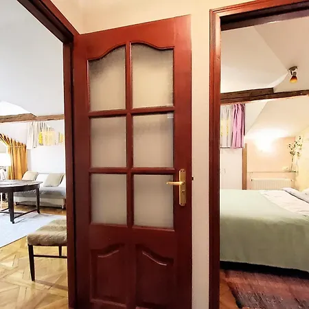 On Svobody Avenue 47 Appartement *