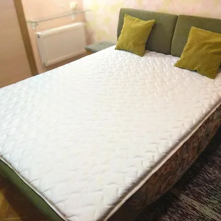 On Svobody Avenue 47 Lägenhet Lviv